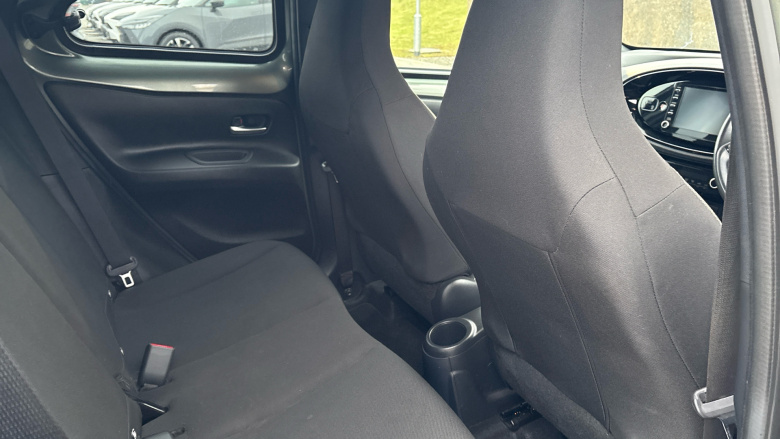 Toyota Aygo X 1.0 VVT-i Edge 5dr Auto Petrol Hatchback